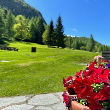 Hotel Miramonti Campodolcino Buitenkant foto