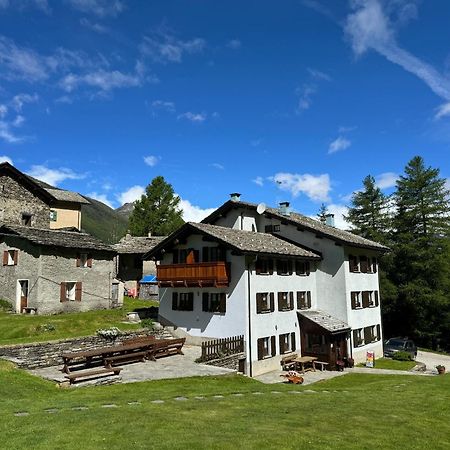Hotel Miramonti Campodolcino Buitenkant foto