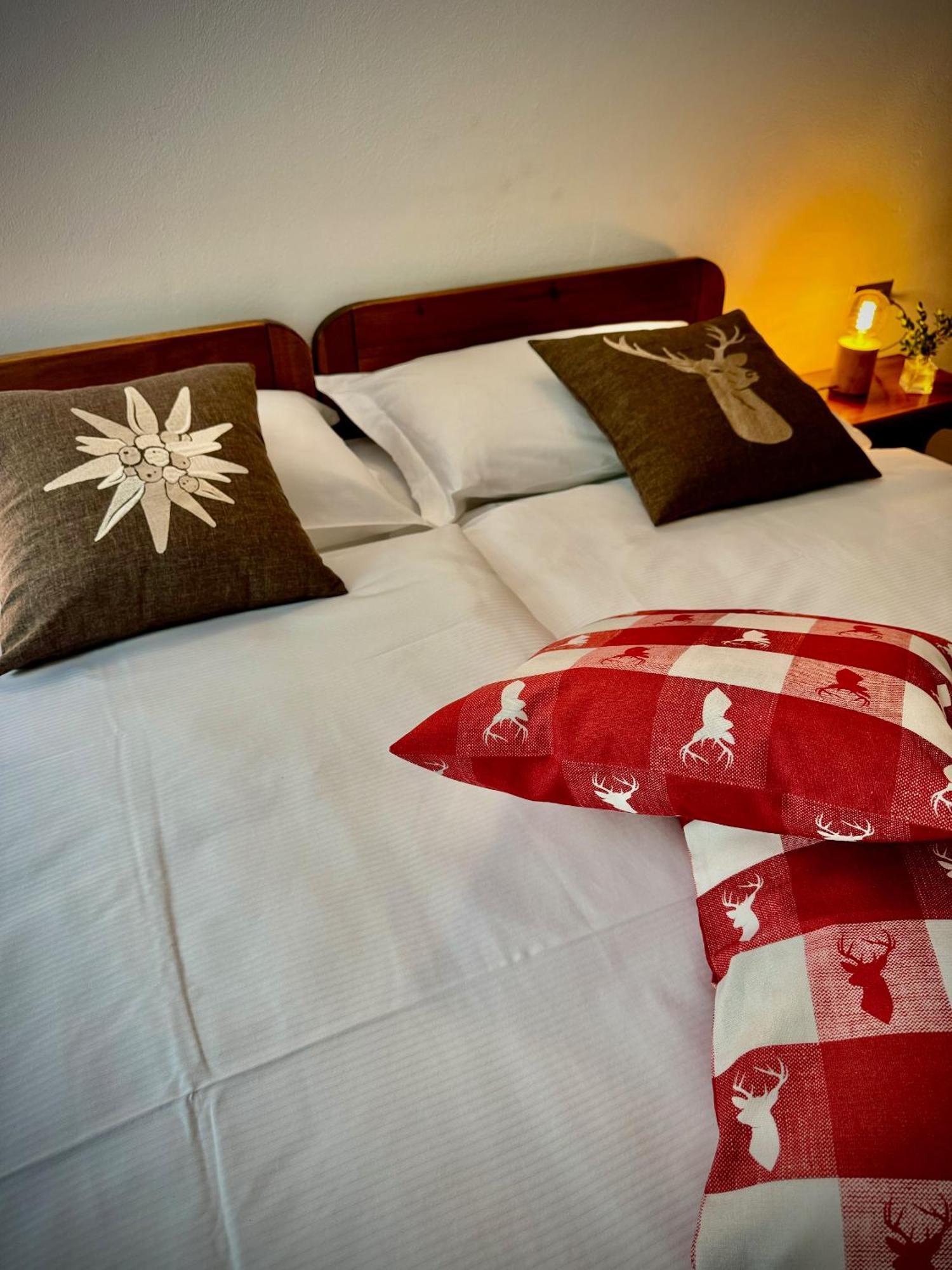 Hotel Miramonti Campodolcino Buitenkant foto