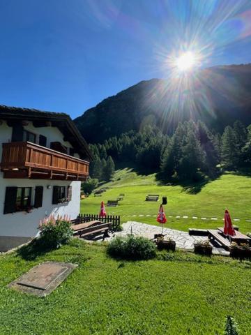Hotel Miramonti Campodolcino Buitenkant foto